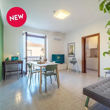 Apartman Manzoni 137 *
