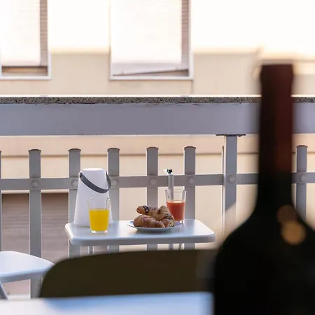 Apartman Manzoni 137 *